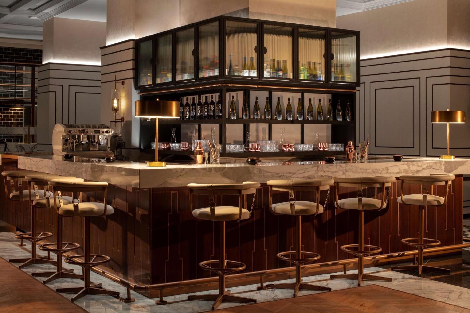 Hotel Grand Hyatt Ammán Exteriér fotografie The bar at the Concourse